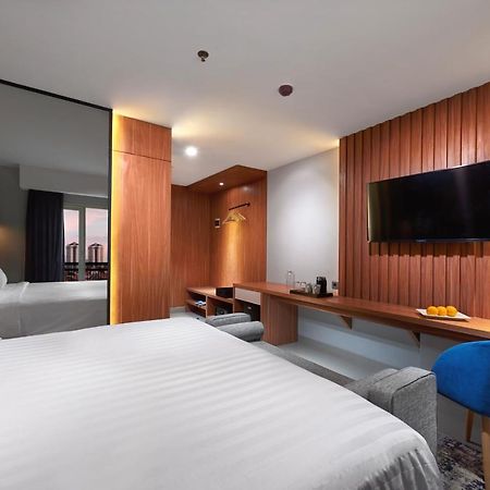 Aston Inn Jemursari Surabaja Zewnętrze zdjęcie